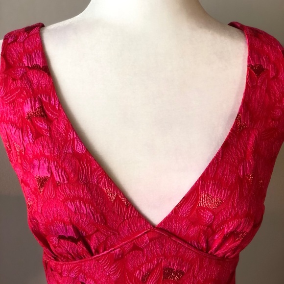 NWT Trina Turk Sleevless V Neck Dress - Picture 4 of 10